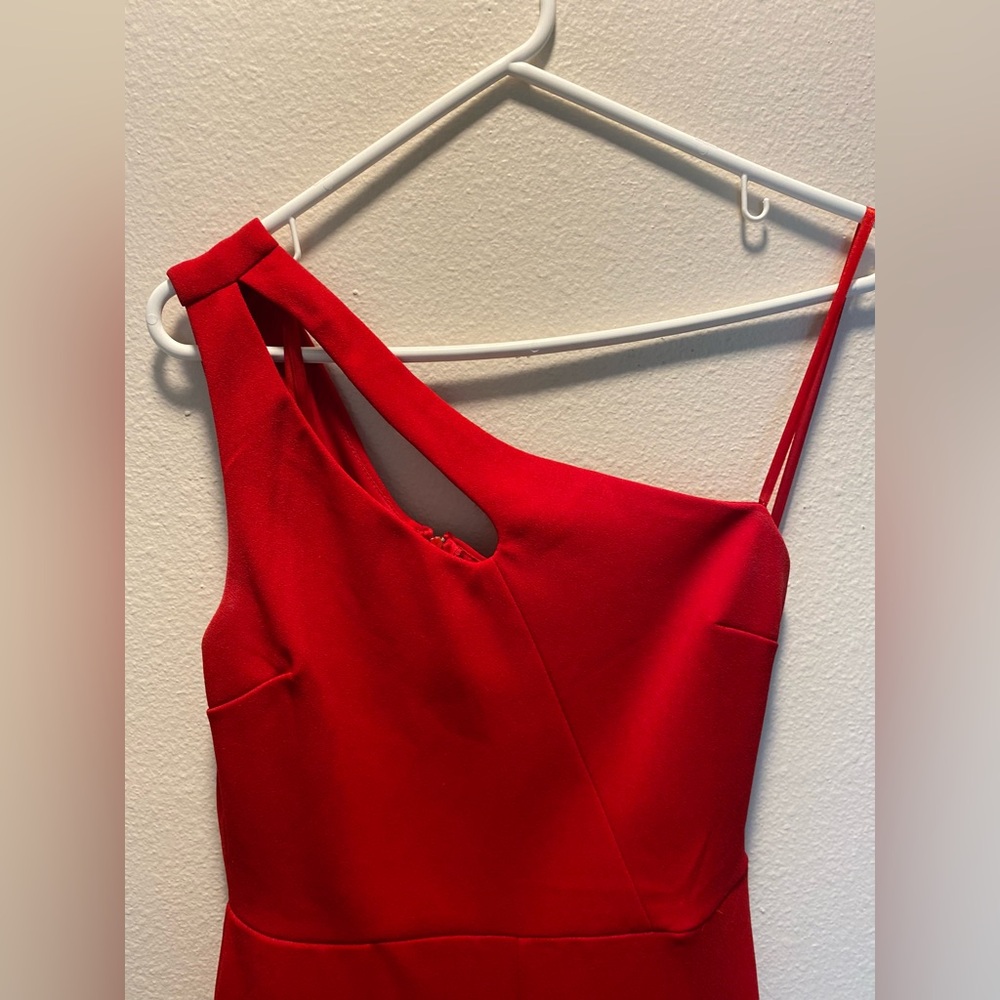 NWOT Crystal Sky Red One Shoulder Cutout Flared Leg Jumpsuit Size Medium - Picture 3 of 9